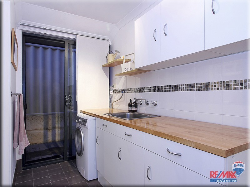 39 Dirleton Loop, Butler WA 6036