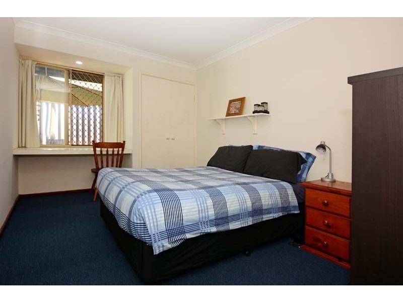 5 Charles Court, Woodvale WA 6026