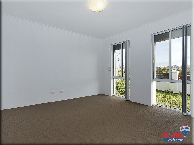 8 Lockerbie Turn, Butler WA 6036