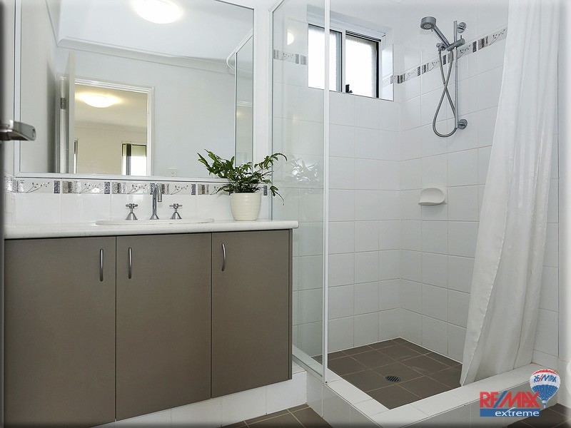 8 Lockerbie Turn, Butler WA 6036