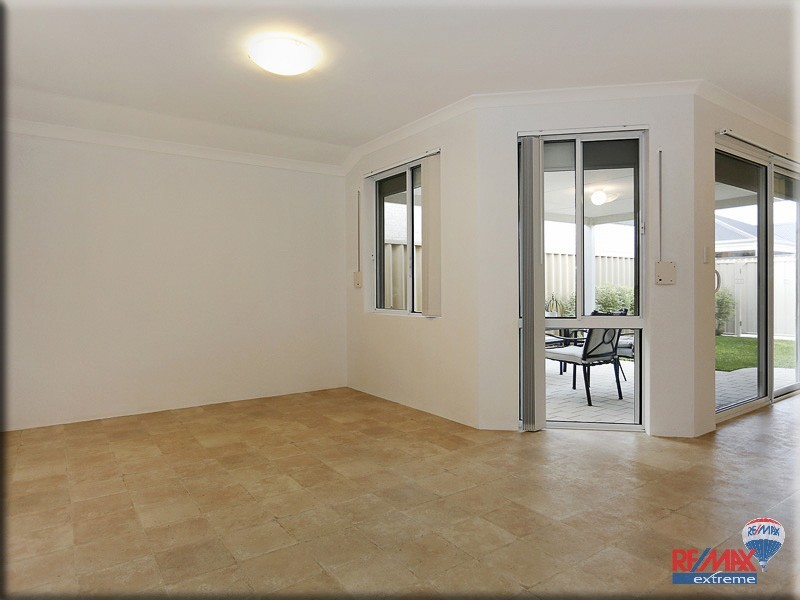 8 Lockerbie Turn, Butler WA 6036