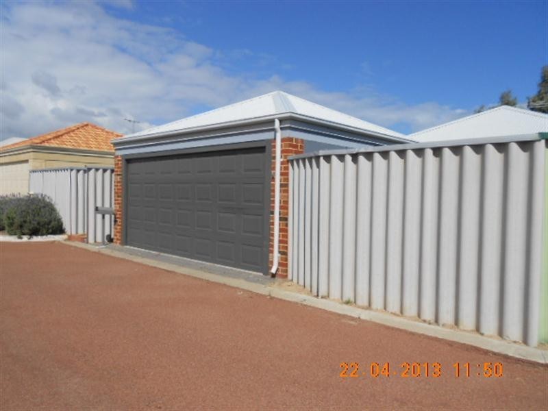 13 Grado Lane, Port Kennedy WA 6172