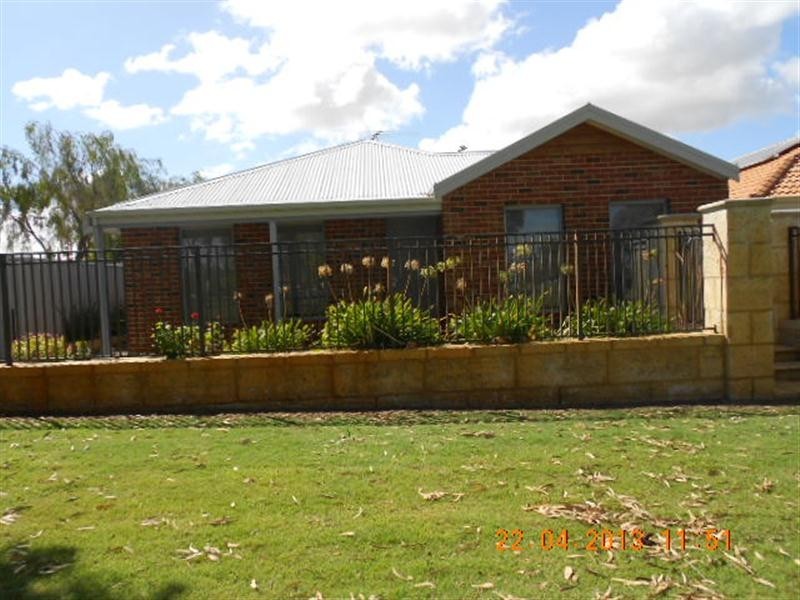 13 Grado Lane, Port Kennedy WA 6172