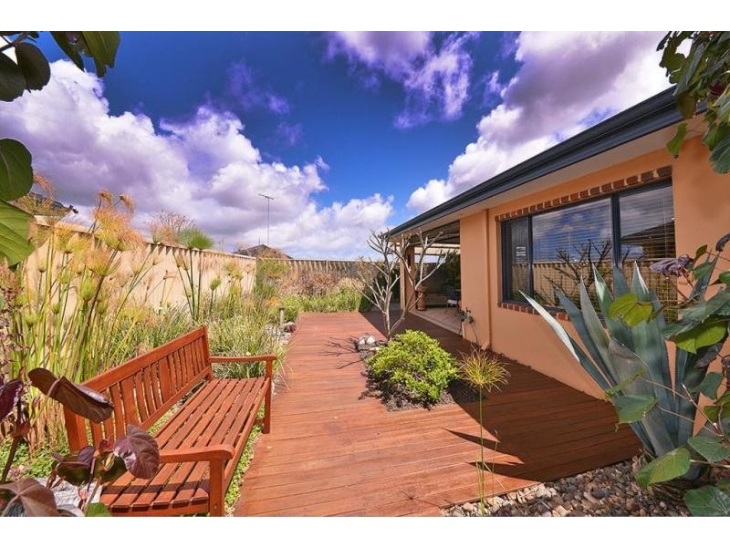 21 Kandinsky Approach, Tapping WA 6065