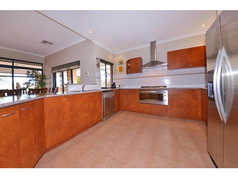 21 Kandinsky Approach, Tapping WA 6065