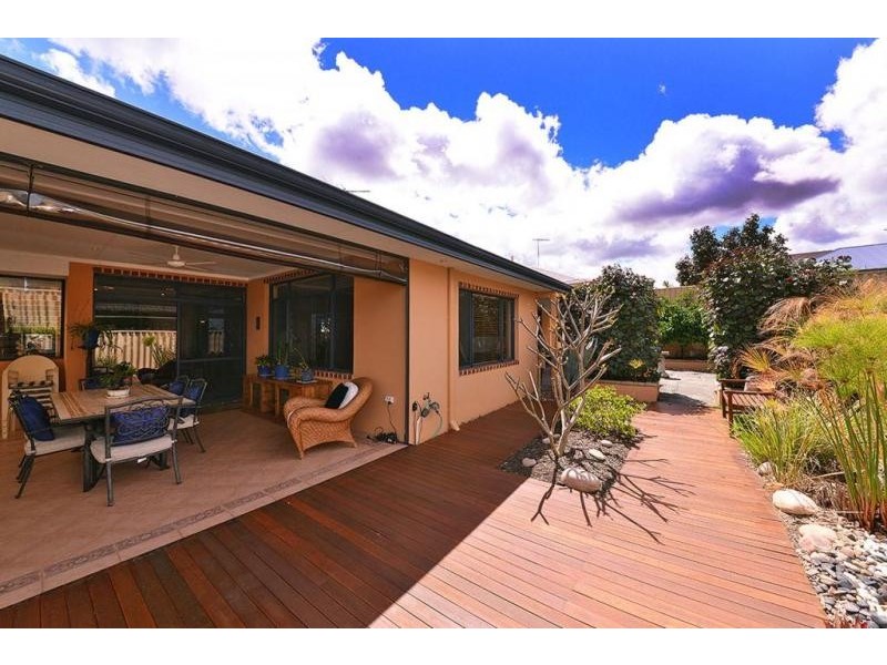 21 Kandinsky Approach, Tapping WA 6065