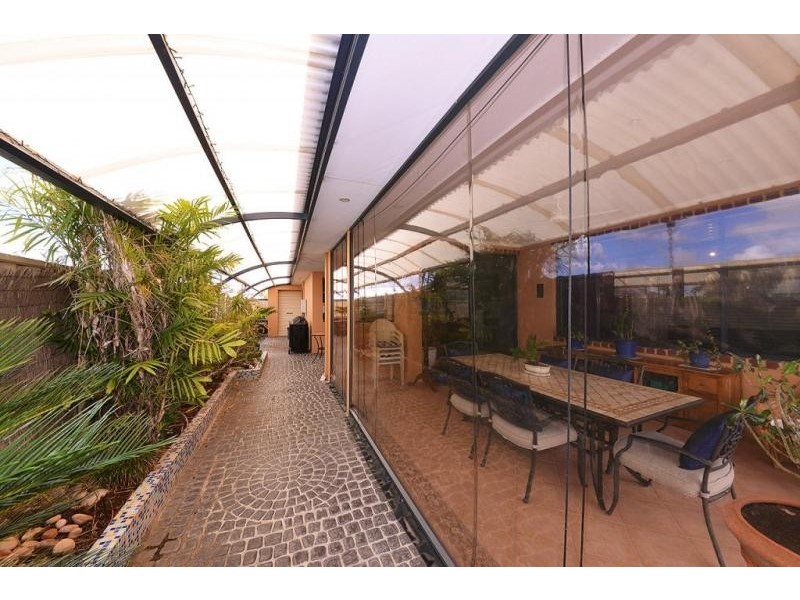 21 Kandinsky Approach, Tapping WA 6065