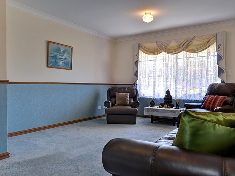 26 Balladong Loop, Carramar WA 6031