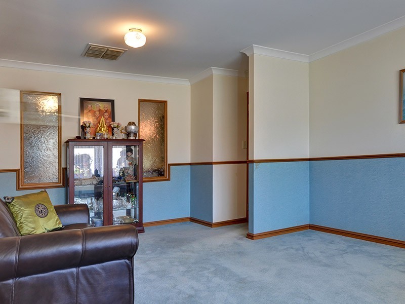 26 Balladong Loop, Carramar WA 6031