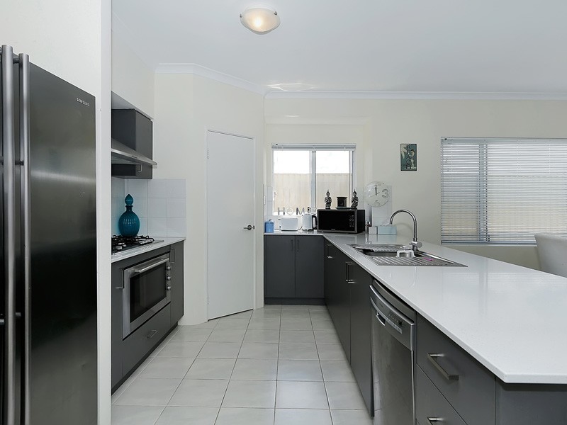 27 Paymaster Way, Alkimos WA 6038