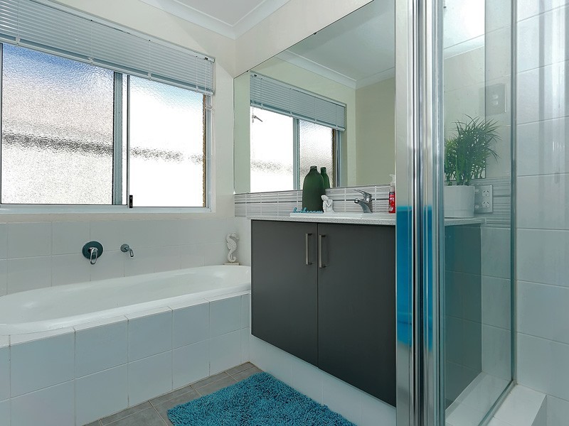 27 Paymaster Way, Alkimos WA 6038