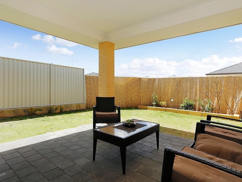 27 Paymaster Way, Alkimos WA 6038