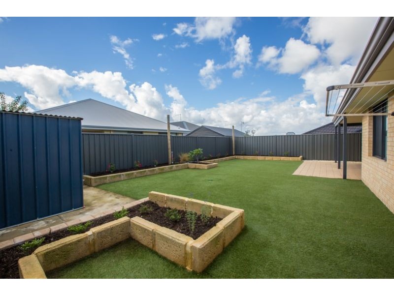 57 Joseph Banks Blvd, Banksia Grove WA 6031