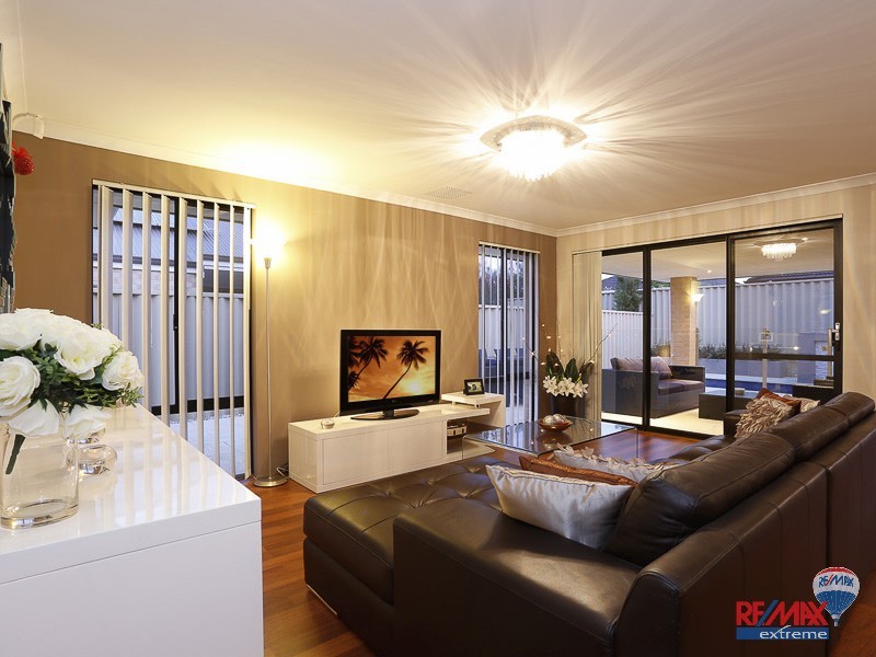 7 Huntly Avenue, Butler WA 6036