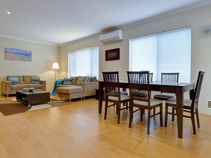 33 Zingarello Street, Pearsall WA 6065