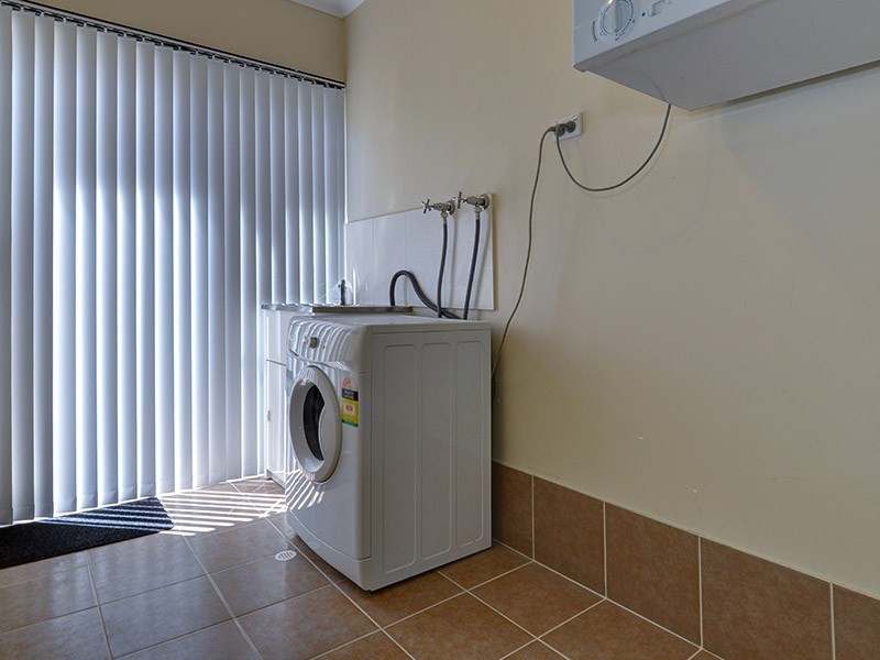 33 Zingarello Street, Pearsall WA 6065