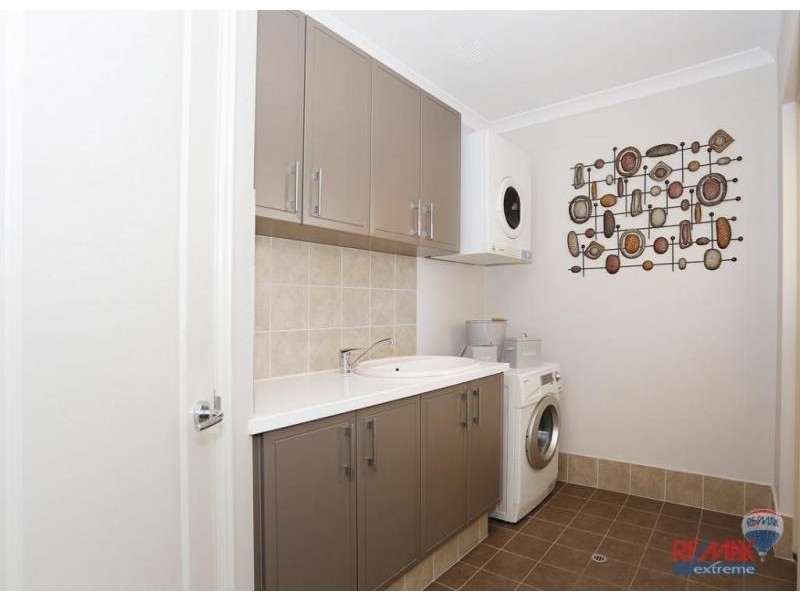 6 Pattaya Gardens, Iluka WA 6028