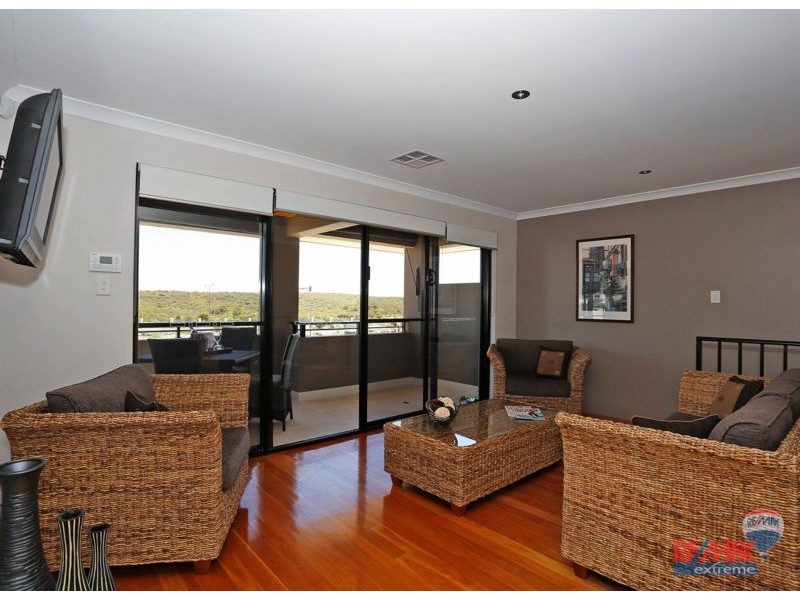 6 Pattaya Gardens, Iluka WA 6028