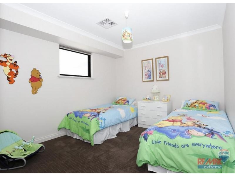 6 Pattaya Gardens, Iluka WA 6028