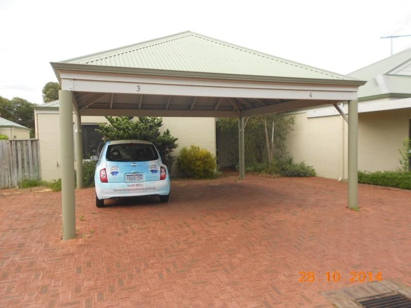 3/220 Fairway Circle, Connolly WA 6027