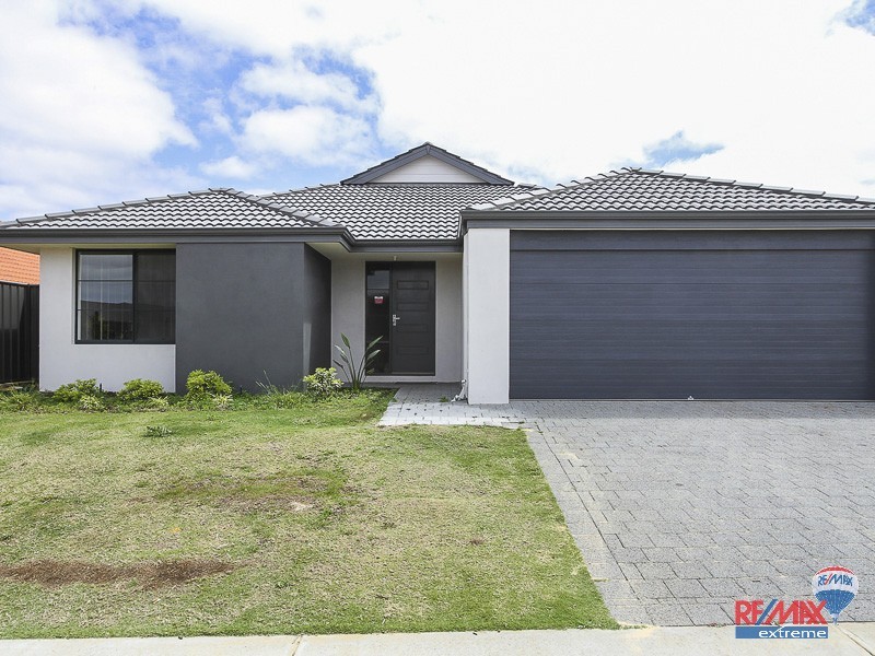 67 Leschenault Loop, Banksia Grove WA 6031