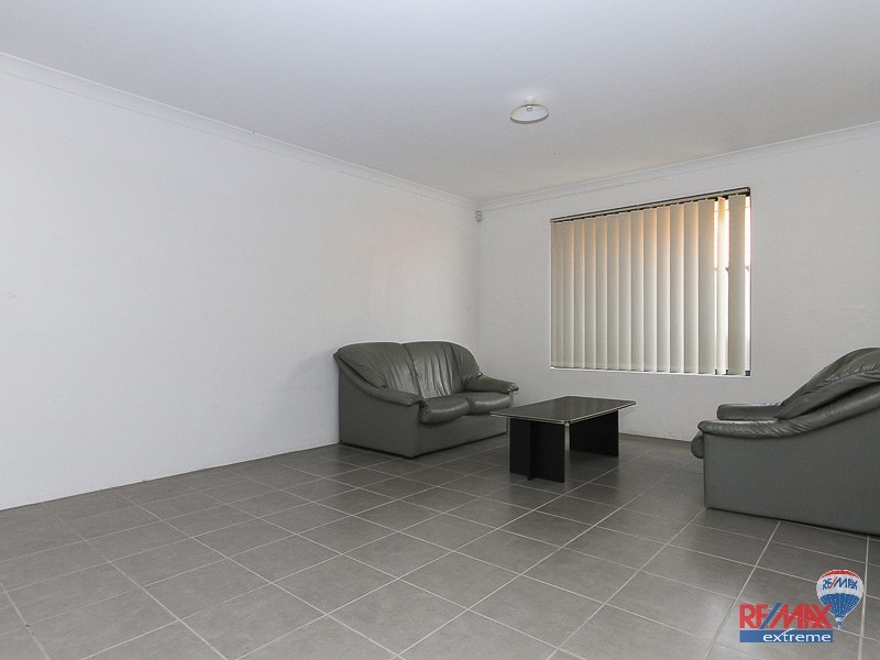 67 Leschenault Loop, Banksia Grove WA 6031