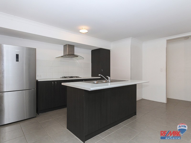 67 Leschenault Loop, Banksia Grove WA 6031