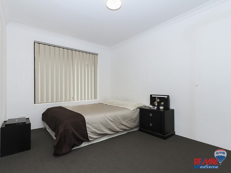 67 Leschenault Loop, Banksia Grove WA 6031