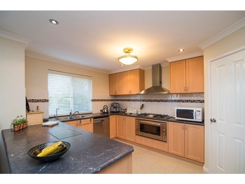 36 Crosthwait Circle, Tapping WA 6065