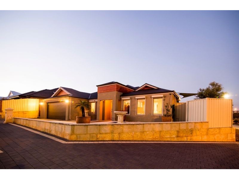 36 Crosthwait Circle, Tapping WA 6065