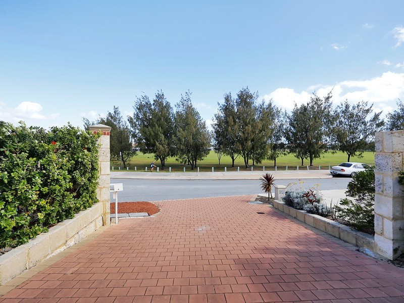 23 Belhaven Terrace, Quinns Rocks WA 6030