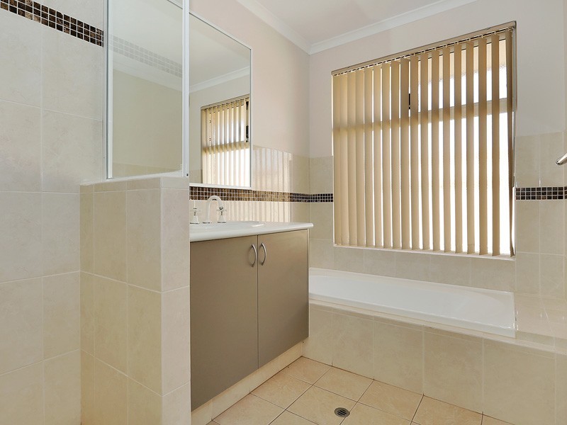 23 Belhaven Terrace, Quinns Rocks WA 6030
