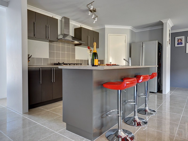 30 Lauderdale Ramble *, Carramar WA 6031