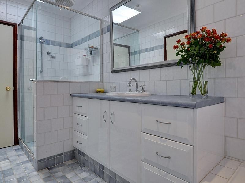 8 Ludgate Way*, Gwelup WA 6018