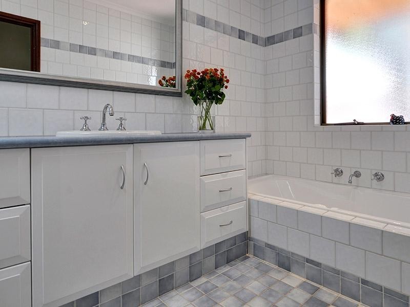 8 Ludgate Way*, Gwelup WA 6018