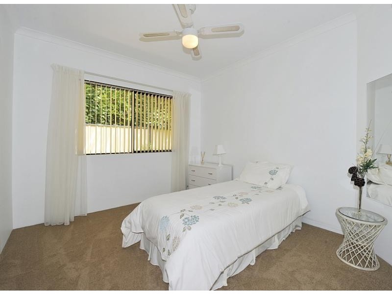 1 Laidley Way, Greenfields WA 6210