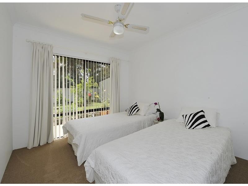 1 Laidley Way, Greenfields WA 6210