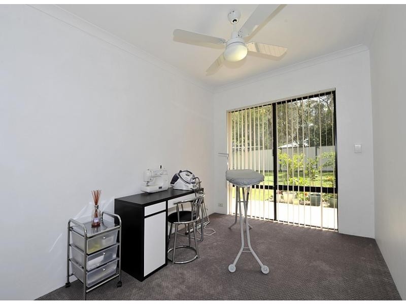 1 Laidley Way, Greenfields WA 6210