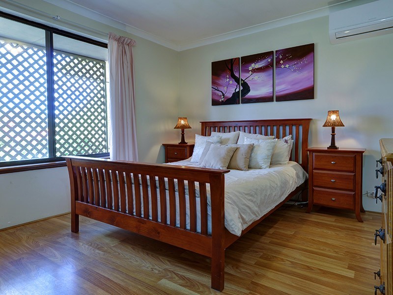 35 Wonambi Way, Wanneroo WA 6065