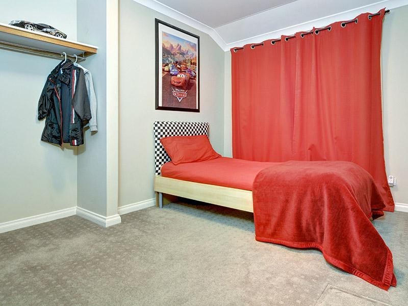 4 Shropshire Crescent, Butler WA 6036