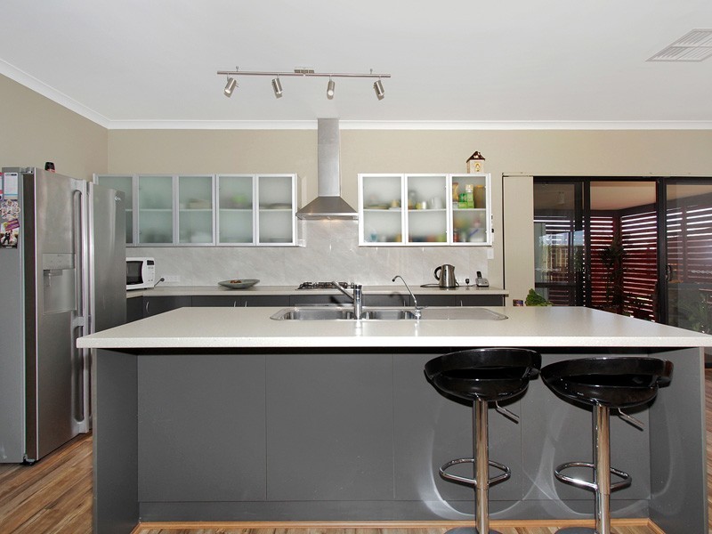 82 Rosegreen Avenue, Butler WA 6036