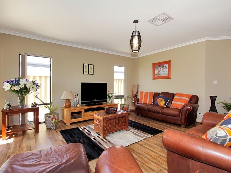 82 Rosegreen Avenue, Butler WA 6036