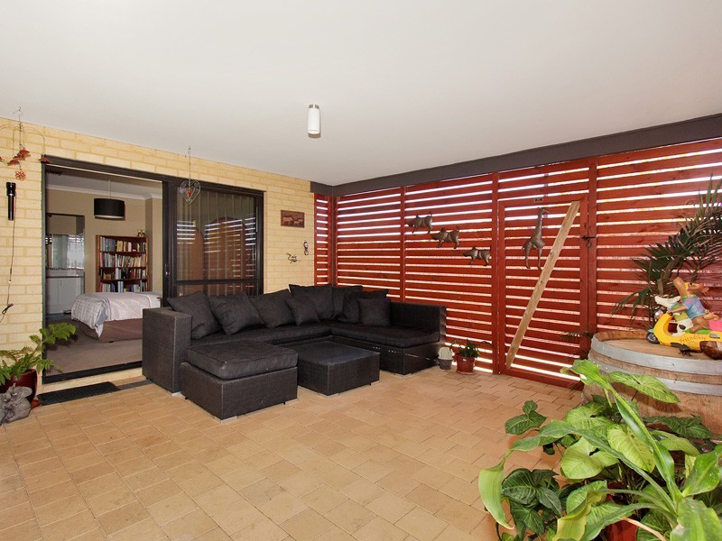 82 Rosegreen Avenue, Butler WA 6036