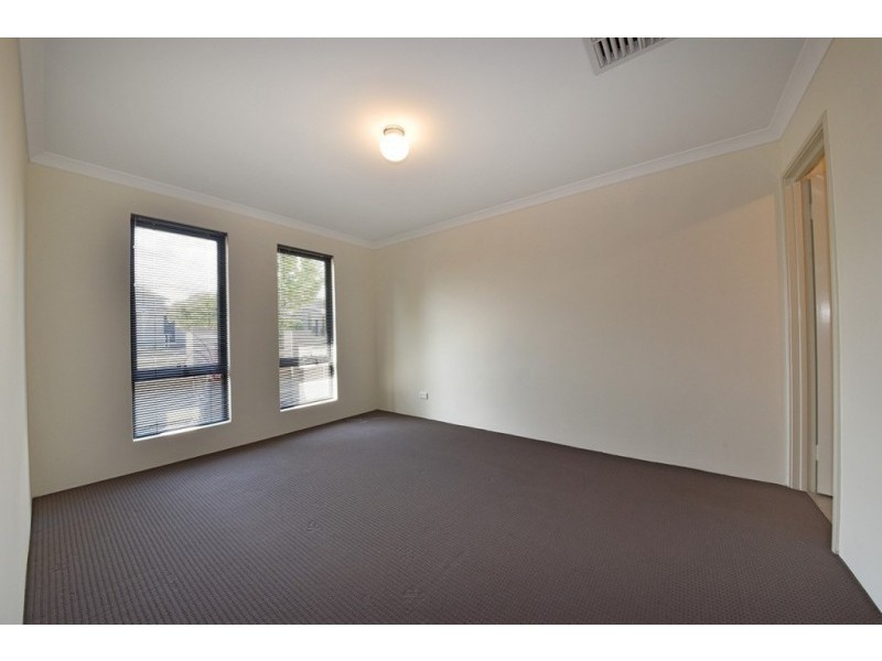 9 Pymore Crescent, Butler WA 6036