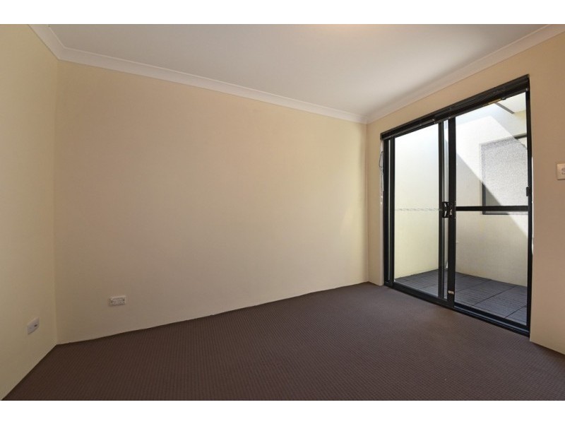 9 Pymore Crescent, Butler WA 6036