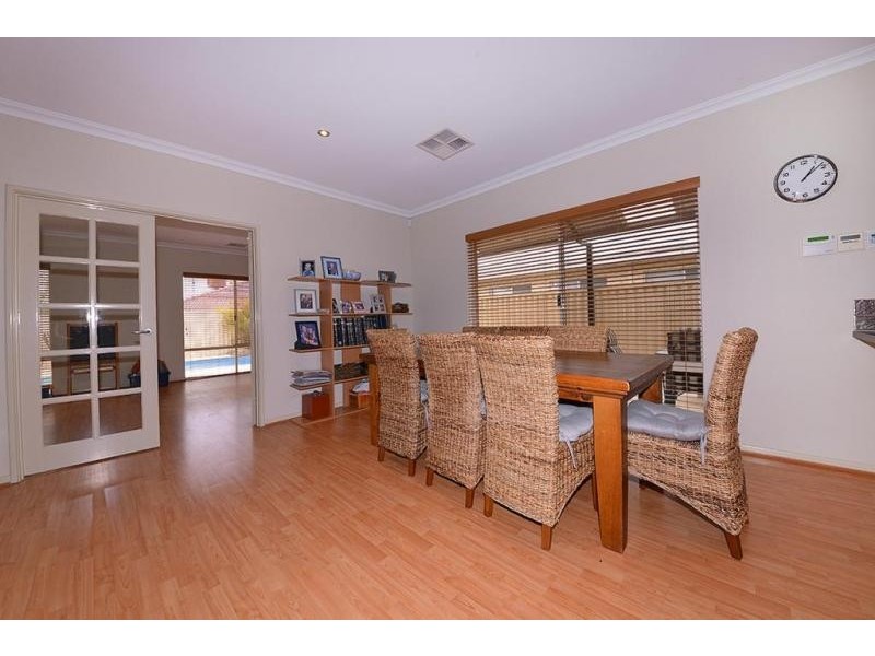 55 Litchfield Crescent, Carramar WA 6031