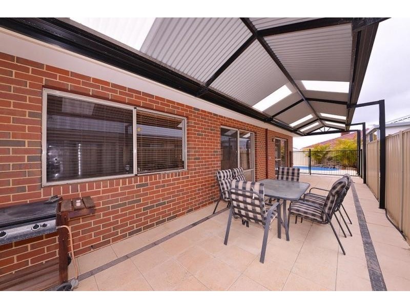 55 Litchfield Crescent, Carramar WA 6031