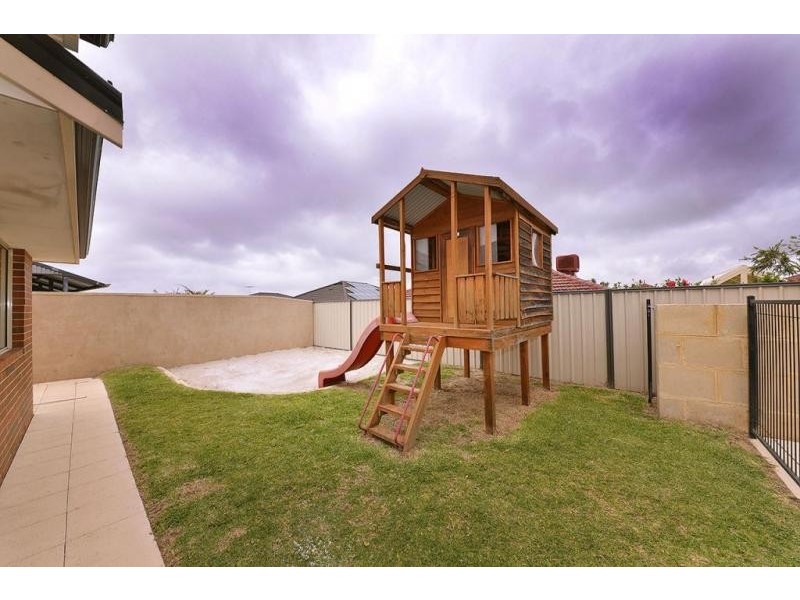 55 Litchfield Crescent, Carramar WA 6031