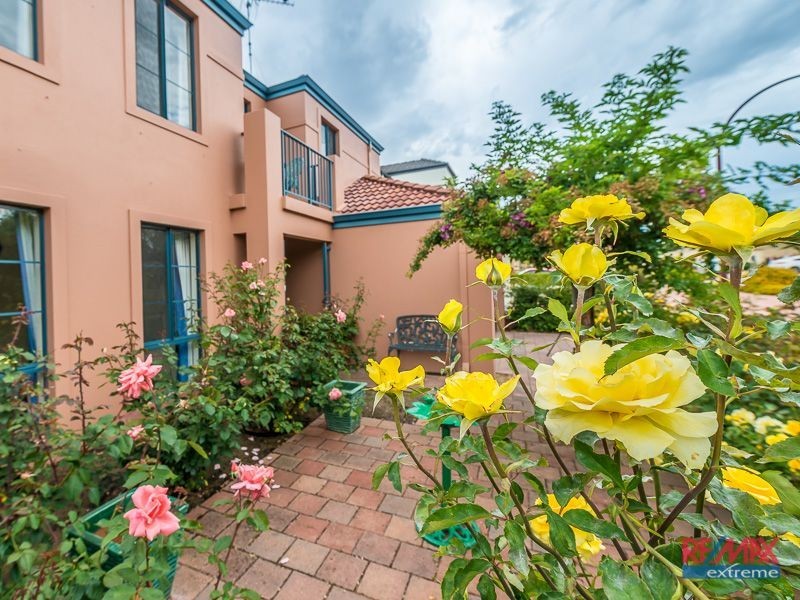 14 Woodlake Retreat, Kingsley WA 6026