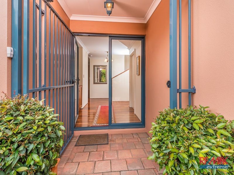 14 Woodlake Retreat, Kingsley WA 6026